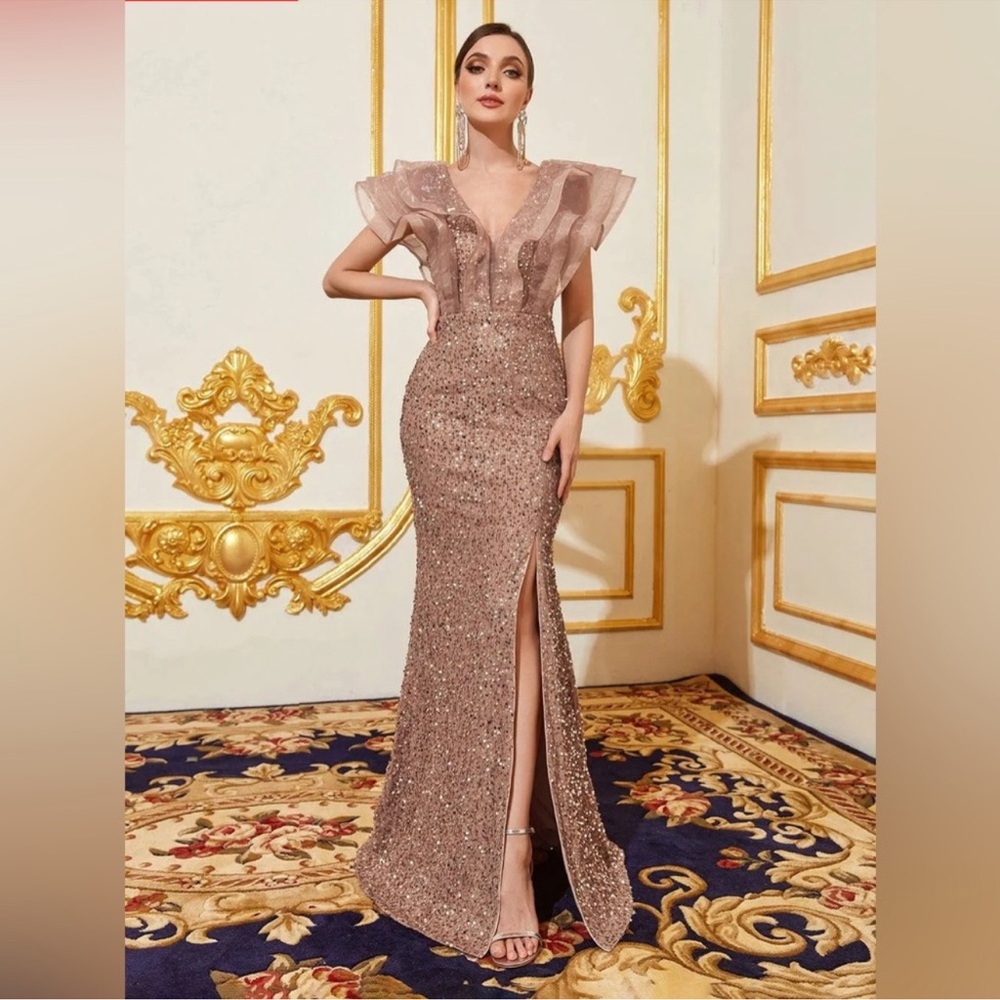 NEW‎ - Elegant Sequin Evening Gown for Wedding Guest